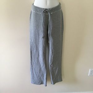 Gray sweat pants with back pockets